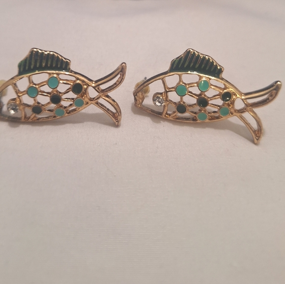 Fish Earrings With Rhinestone Goldtone - Picture 2 of 3